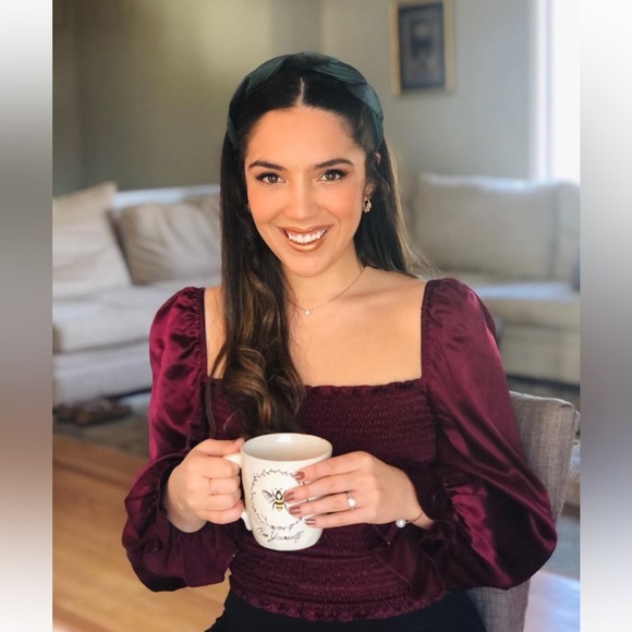 REFORMATION SILK PUFF SMOCKED PURPLE PRINCESSCORE COTTAGECORE ROYALCORE TOP - Picture 3 of 7